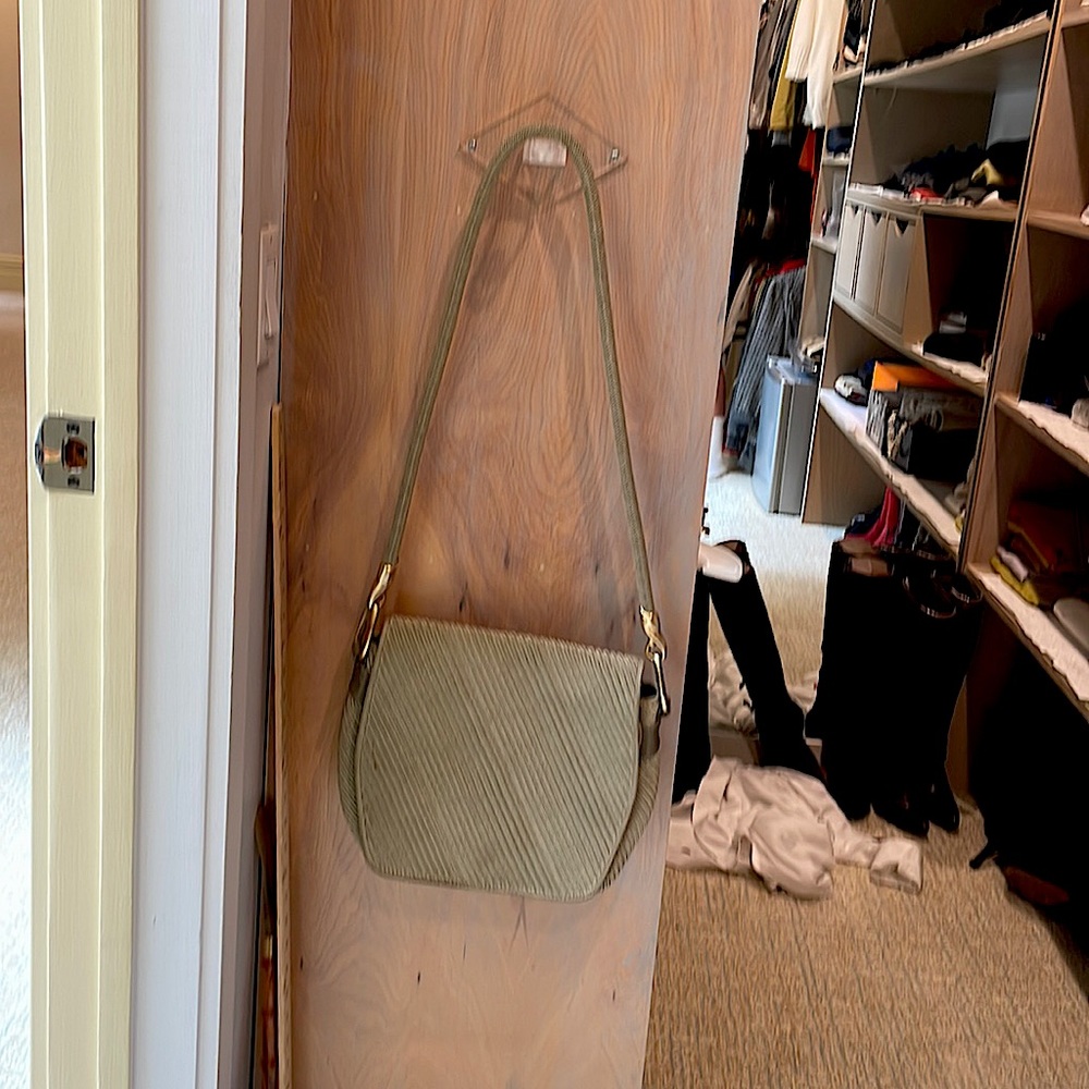 Shoulder bag